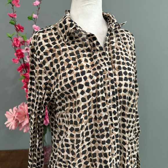 Olsen Button Down Long Sleeve - Picture 5 of 11